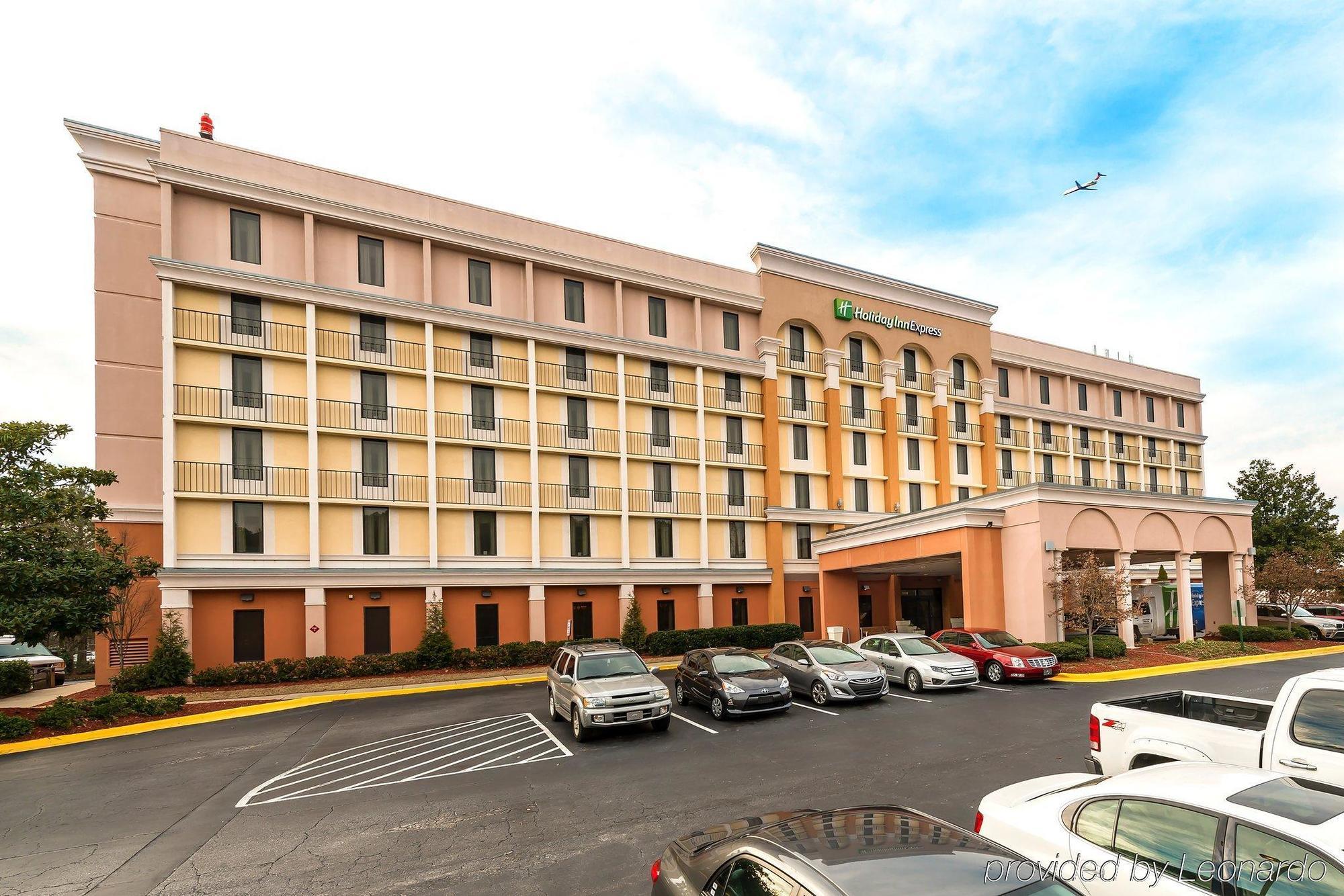 Holiday Inn Express Atlanta Airport-College Park By Ihg Exterior photo