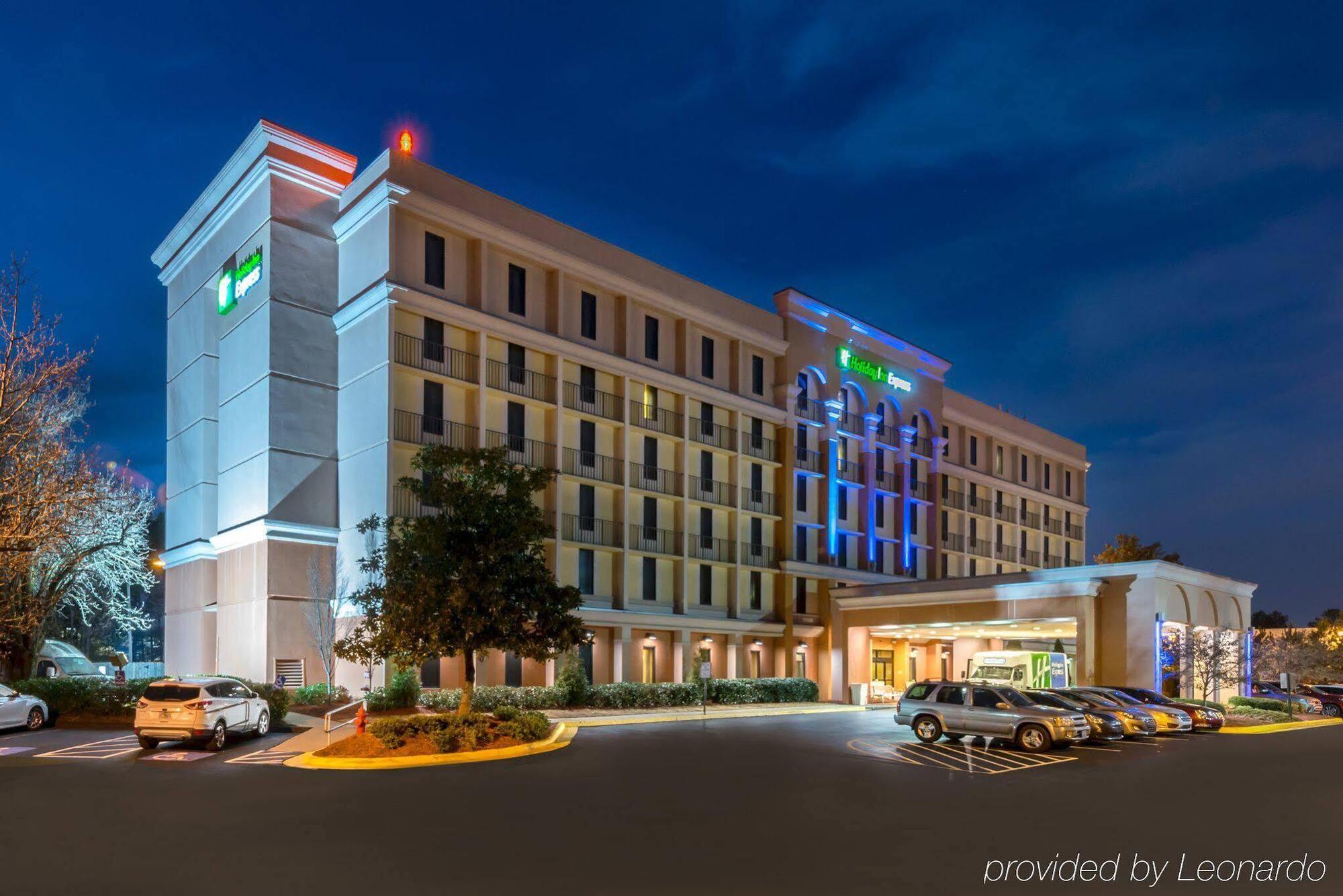 Holiday Inn Express Atlanta Airport-College Park By Ihg Exterior photo